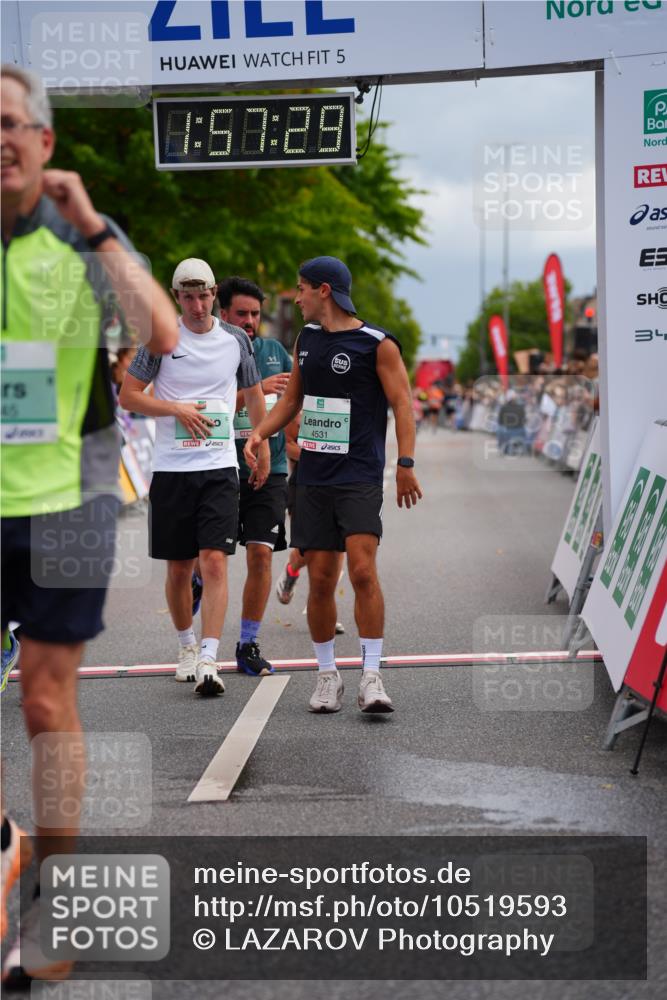 20.09.2026 - PSD Bank Halbmarathon LAZAROV Photography http://msf.ph/oto/10519593 20.09.2026 11:57:28 Ziel 1019, 1092, 1263, 1791, 2421, 2480, 3645, 4295, 4531, 4724 meine-sportfotos.de