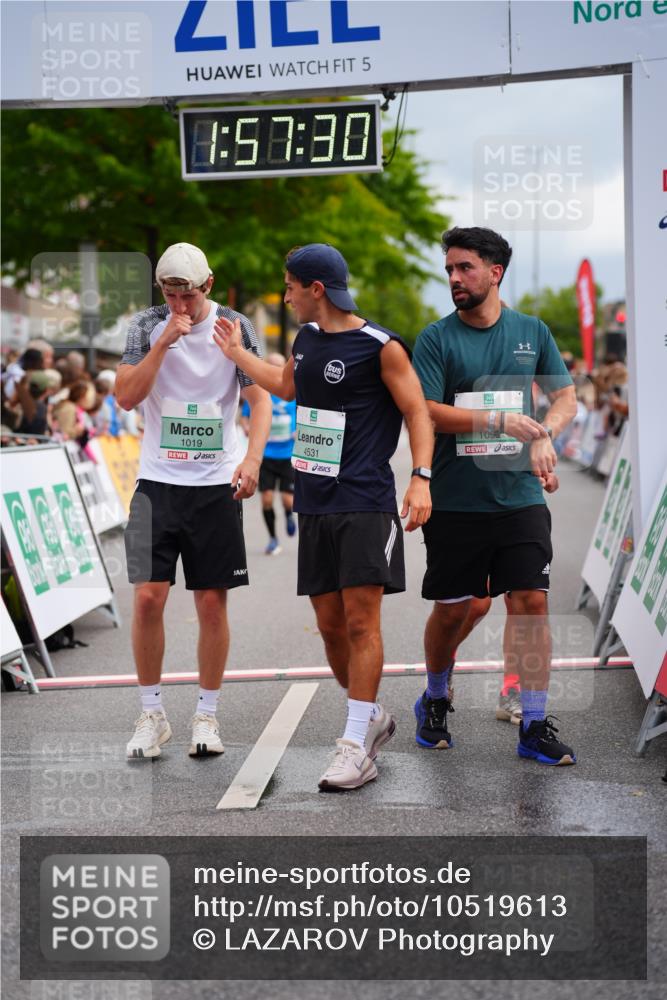 20.09.2026 - PSD Bank Halbmarathon LAZAROV Photography http://msf.ph/oto/10519613 20.09.2026 11:57:30 Ziel 1019, 1092, 1332, 1791, 3029, 3645, 4295, 4531, 4724 meine-sportfotos.de