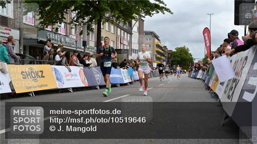 20.09.2026 - PSD Bank Halbmarathon J. Mangold http://msf.ph/oto/10519646 20.09.2026 11:49:17 Ziel 1233, 1577, 2255, 2330, 2344, 3214, 3750 meine-sportfotos.de