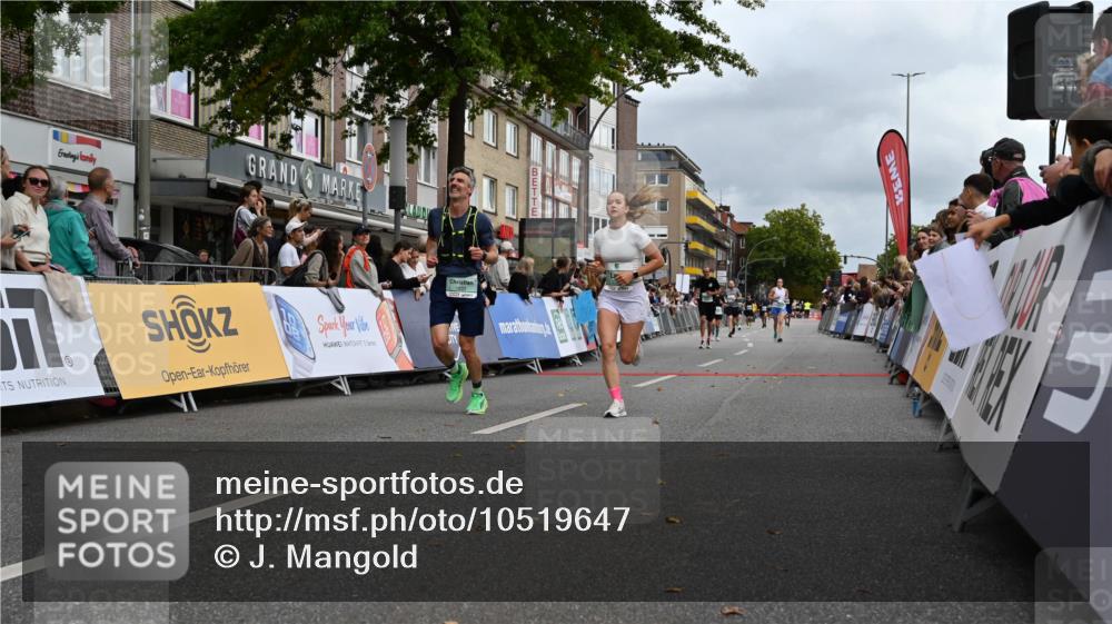 20.09.2026 - PSD Bank Halbmarathon J. Mangold http://msf.ph/oto/10519647 20.09.2026 11:49:17 Ziel 1233, 1577, 2255, 2330, 2344, 3214, 3750 meine-sportfotos.de