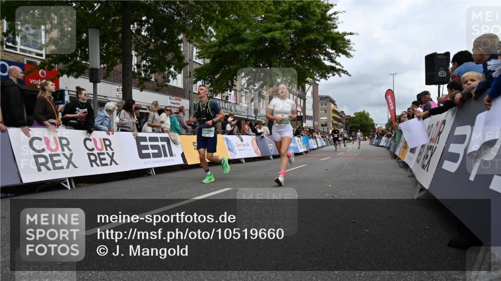 20.09.2026 - PSD Bank Halbmarathon J. Mangold http://msf.ph/oto/10519660 20.09.2026 11:49:18 Ziel 1233, 1577, 2255, 2330, 2344, 3214, 3750 meine-sportfotos.de