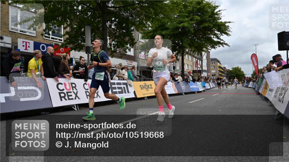 20.09.2026 - PSD Bank Halbmarathon J. Mangold http://msf.ph/oto/10519668 20.09.2026 11:49:19 Ziel 1025, 1233, 2255, 2330, 2344, 3214, 3750 meine-sportfotos.de