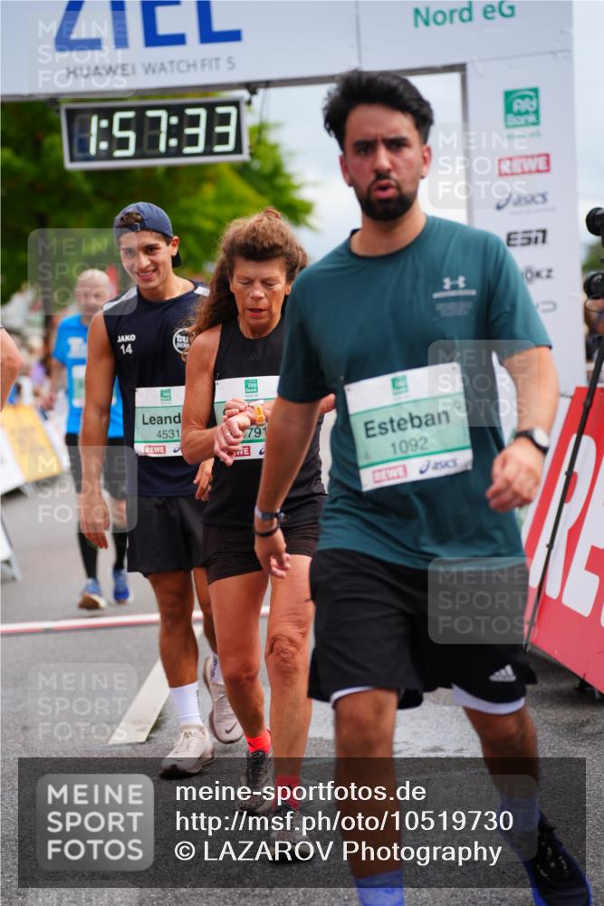 20.09.2026 - PSD Bank Halbmarathon LAZAROV Photography http://msf.ph/oto/10519730 20.09.2026 11:57:32 Ziel 1019, 1092, 1332, 1791, 3008, 3029, 3645, 4295, 4531, 4724 meine-sportfotos.de