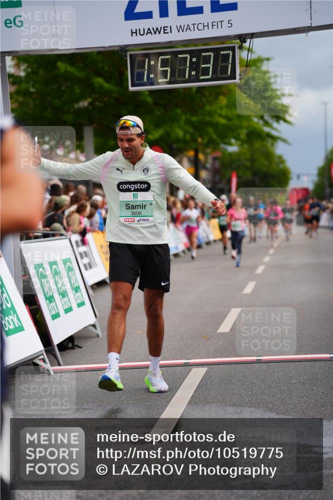 20.09.2026 - PSD Bank Halbmarathon LAZAROV Photography http://msf.ph/oto/10519775 20.09.2026 11:57:36 Ziel 1092, 1332, 1791, 3008, 3029, 3260, 4295, 4531 meine-sportfotos.de