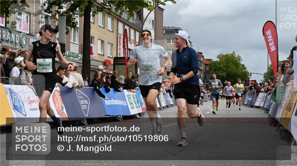 20.09.2026 - PSD Bank Halbmarathon J. Mangold http://msf.ph/oto/10519806 20.09.2026 11:49:53 Ziel 1048, 1236, 1241, 1774, 2765, 2890, 2962, 3382, 4498, 4605 meine-sportfotos.de