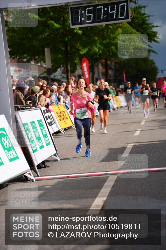 20.09.2026 - PSD Bank Halbmarathon LAZAROV Photography http://msf.ph/oto/10519811 20.09.2026 11:57:39 Ziel 1332, 2148, 3008, 3029, 3256, 3260, 4489 meine-sportfotos.de