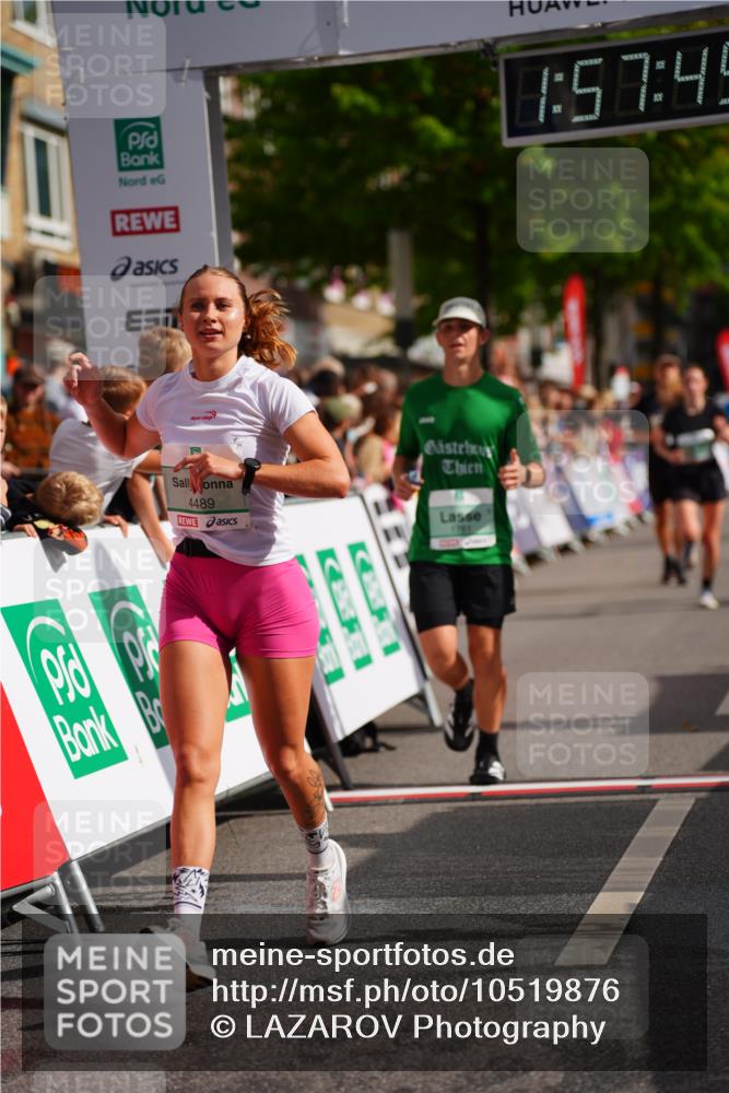 20.09.2026 - PSD Bank Halbmarathon LAZAROV Photography http://msf.ph/oto/10519876 20.09.2026 11:57:44 Ziel 1761, 2052, 2092, 2148, 2253, 2540, 3008, 3256, 3260, 3374, 4489 meine-sportfotos.de