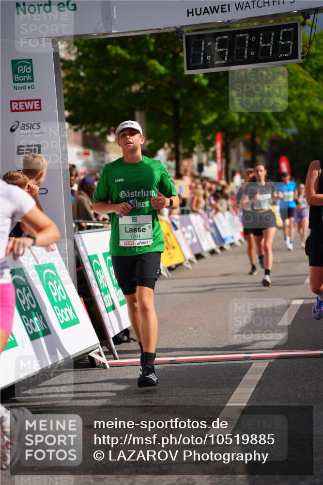 20.09.2026 - PSD Bank Halbmarathon LAZAROV Photography http://msf.ph/oto/10519885 20.09.2026 11:57:45 Ziel 1761, 2052, 2092, 2148, 2253, 2540, 3256, 3260, 3374, 3935, 4489 meine-sportfotos.de