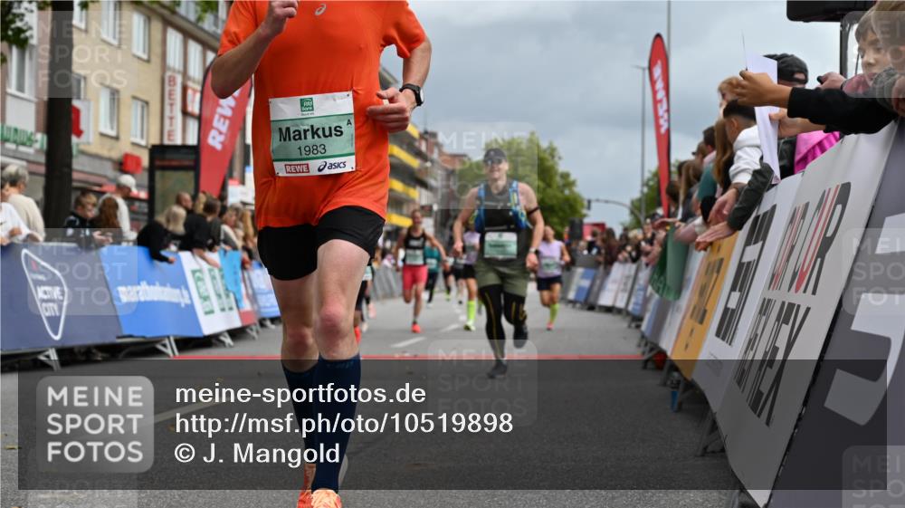 20.09.2026 - PSD Bank Halbmarathon J. Mangold http://msf.ph/oto/10519898 20.09.2026 11:50:05 Ziel 1236, 1309, 1537, 1602, 1604, 1774, 1814, 1983, 2371, 3083, 3576, 4104 meine-sportfotos.de