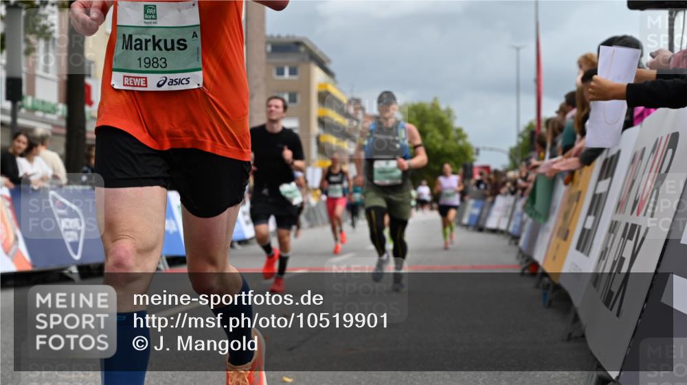 20.09.2026 - PSD Bank Halbmarathon J. Mangold http://msf.ph/oto/10519901 20.09.2026 11:50:05 Ziel 1236, 1309, 1537, 1602, 1604, 1774, 1814, 1983, 2371, 3083, 3576, 4104 meine-sportfotos.de