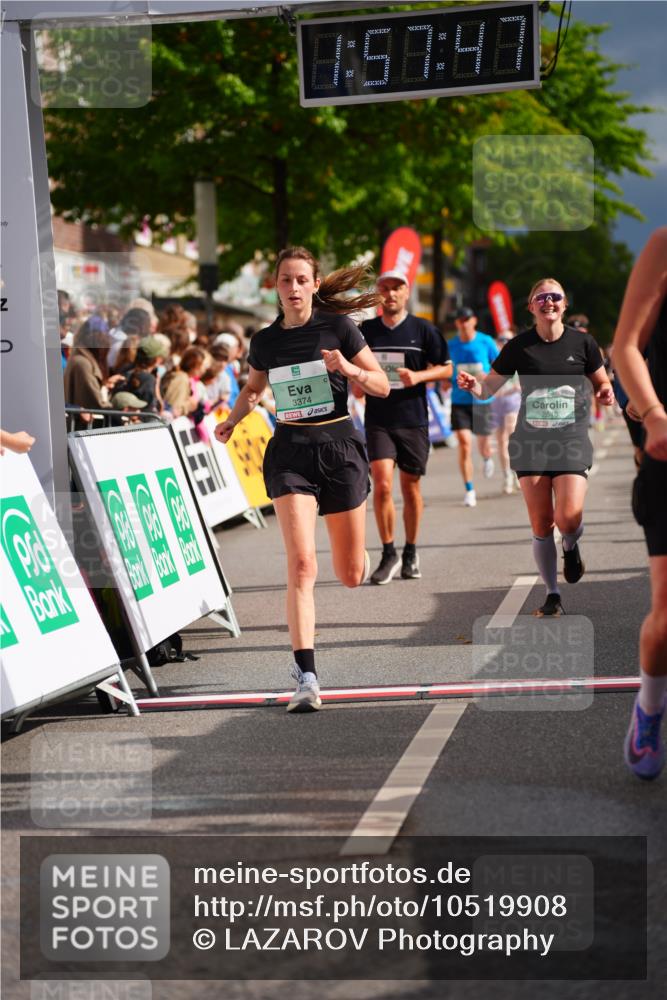20.09.2026 - PSD Bank Halbmarathon LAZAROV Photography http://msf.ph/oto/10519908 20.09.2026 11:57:46 Ziel 1761, 2052, 2092, 2148, 2253, 2540, 3256, 3260, 3374, 3935, 4489 meine-sportfotos.de
