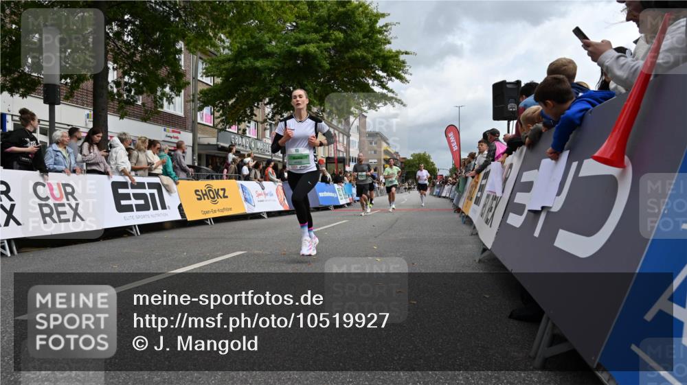 20.09.2026 - PSD Bank Halbmarathon J. Mangold http://msf.ph/oto/10519927 20.09.2026 11:50:15 Ziel 1309, 1602, 1902, 2258, 2371, 2627, 3513, 3576, 3961, 4104, 4660 meine-sportfotos.de