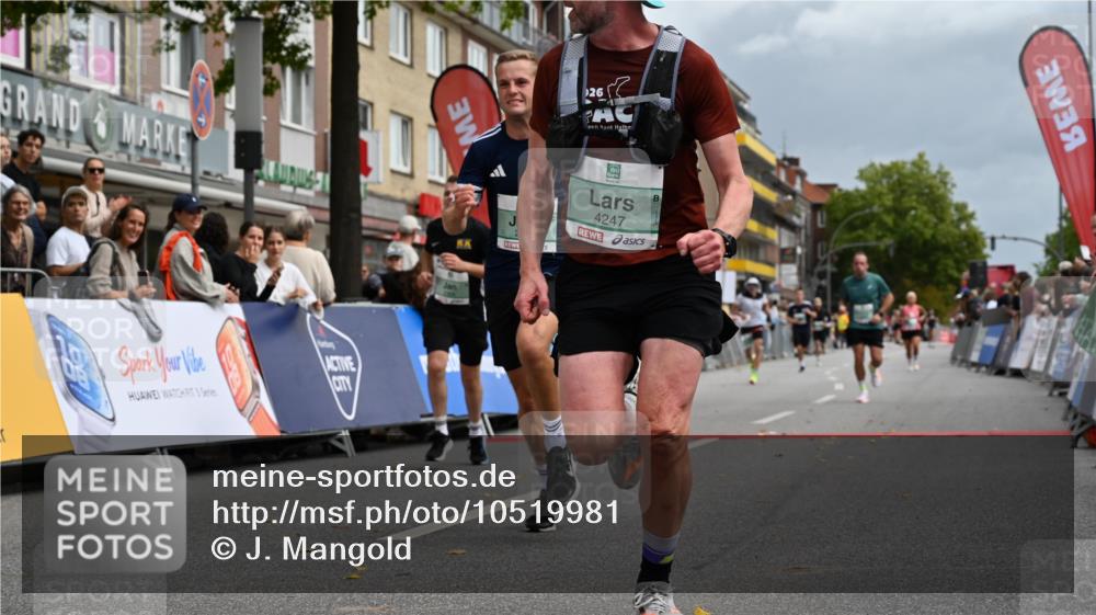 20.09.2026 - PSD Bank Halbmarathon J. Mangold http://msf.ph/oto/10519981 20.09.2026 11:50:33 Ziel 1763, 2273, 2304, 2745, 3323 meine-sportfotos.de