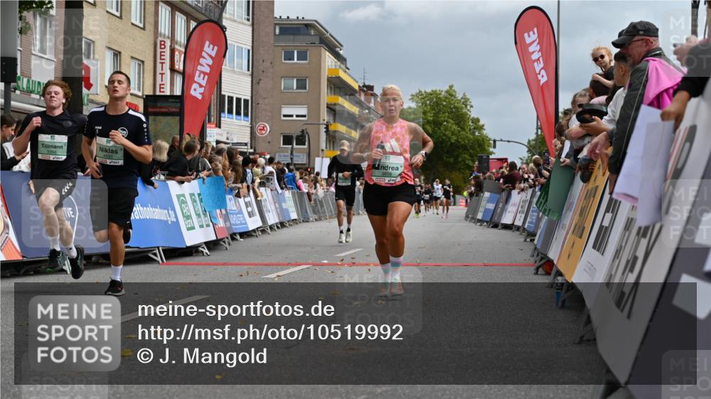 20.09.2026 - PSD Bank Halbmarathon J. Mangold http://msf.ph/oto/10519992 20.09.2026 11:50:43 Ziel 1763, 3323, 3356, 3473, 3858, 4535 meine-sportfotos.de