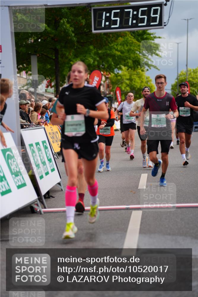 20.09.2026 - PSD Bank Halbmarathon LAZAROV Photography http://msf.ph/oto/10520017 20.09.2026 11:57:58 Ziel 1052, 1301, 1530, 1709, 1711, 2531, 2846, 3107, 3624, 3762, 4327, 4589, 4610 meine-sportfotos.de