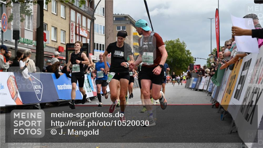 20.09.2026 - PSD Bank Halbmarathon J. Mangold http://msf.ph/oto/10520030 20.09.2026 11:50:57 Ziel 1003, 1459, 1625, 2249, 2942, 2957, 3917, 4101, 4314, 4772 meine-sportfotos.de