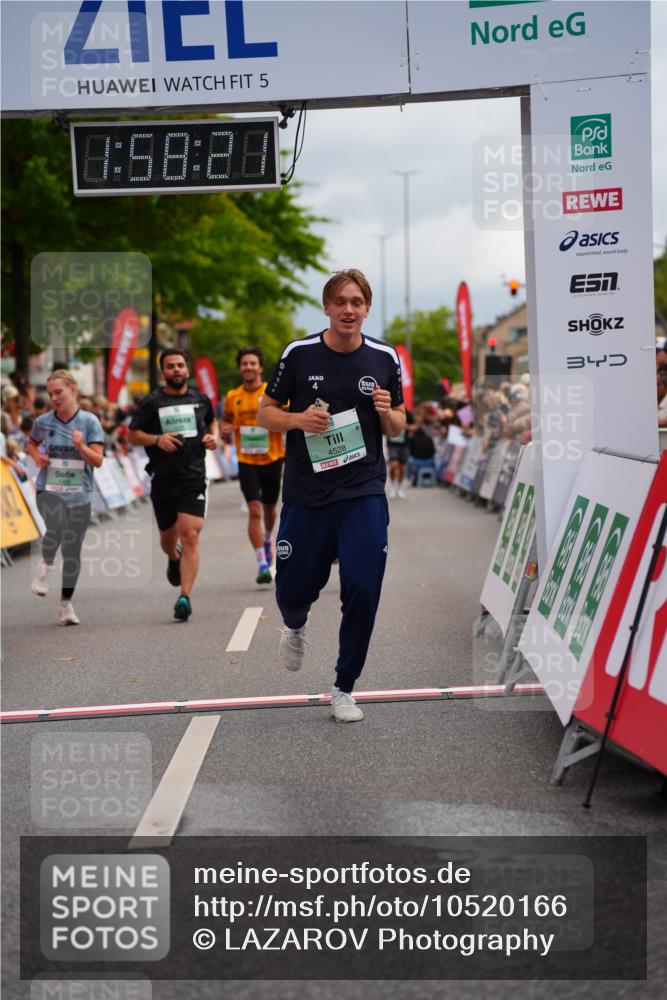 20.09.2026 - PSD Bank Halbmarathon LAZAROV Photography http://msf.ph/oto/10520166 20.09.2026 11:58:20 Ziel 1020, 1140, 1406, 1592, 2448, 2900, 2993, 4528, 4597, 4635, 4659 meine-sportfotos.de