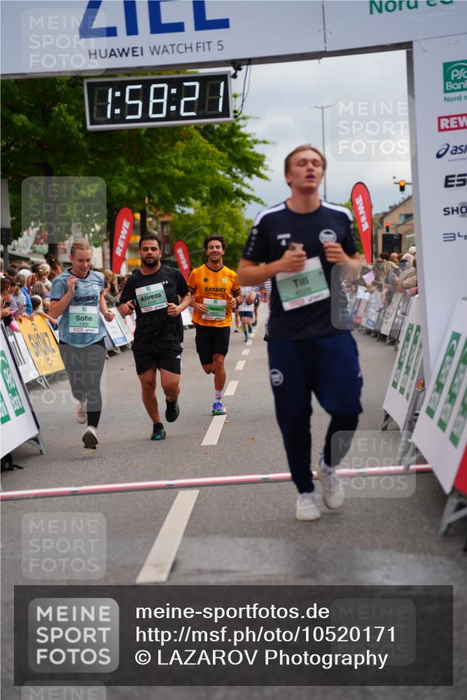20.09.2026 - PSD Bank Halbmarathon LAZAROV Photography http://msf.ph/oto/10520171 20.09.2026 11:58:21 Ziel 1020, 1406, 2448, 2900, 2993, 4528, 4597, 4635, 4659 meine-sportfotos.de
