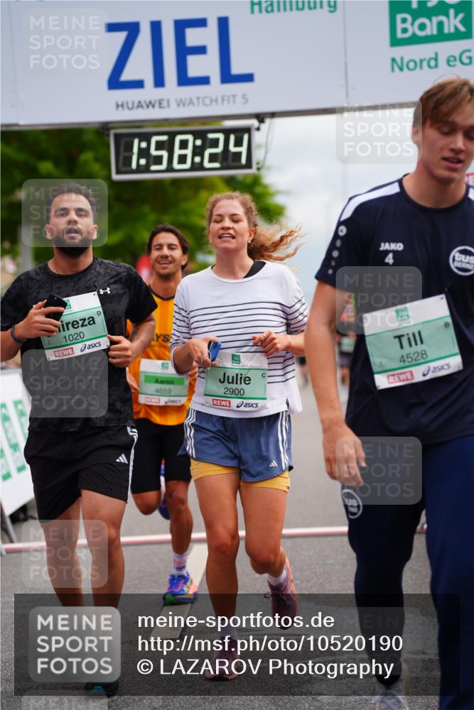 20.09.2026 - PSD Bank Halbmarathon LAZAROV Photography http://msf.ph/oto/10520190 20.09.2026 11:58:23 Ziel 1020, 1406, 2448, 2900, 2993, 4528, 4597, 4635, 4659 meine-sportfotos.de