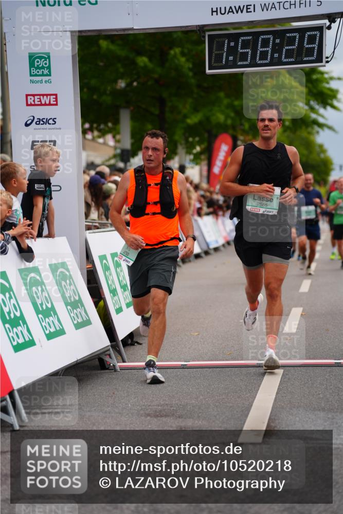 20.09.2026 - PSD Bank Halbmarathon LAZAROV Photography http://msf.ph/oto/10520218 20.09.2026 11:58:28 Ziel 1020, 1398, 1406, 2577, 2585, 2900, 4528, 4623, 4641, 4659, 4750 meine-sportfotos.de
