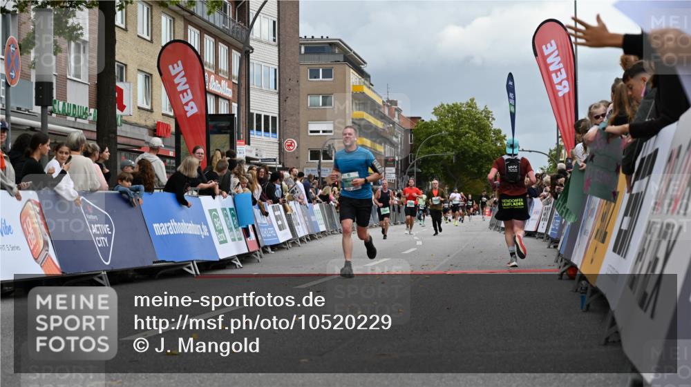 20.09.2026 - PSD Bank Halbmarathon J. Mangold http://msf.ph/oto/10520229 20.09.2026 11:51:55 Ziel 1729, 2830, 3049, 3327 meine-sportfotos.de