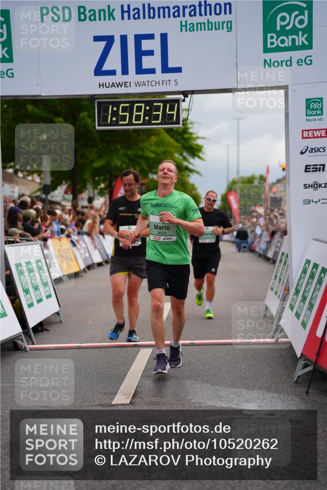 20.09.2026 - PSD Bank Halbmarathon LAZAROV Photography http://msf.ph/oto/10520262 20.09.2026 11:58:34 Ziel 1398, 1621, 2577, 2585, 2612, 3604, 3801, 4623, 4641, 4750 meine-sportfotos.de
