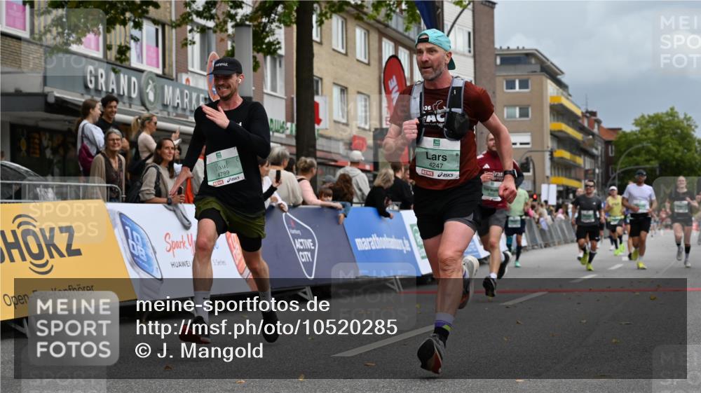 20.09.2026 - PSD Bank Halbmarathon J. Mangold http://msf.ph/oto/10520285 20.09.2026 11:52:11 Ziel 1130, 1152, 1889, 3042, 3047, 3512, 3664, 3737, 4539, 4609, 4714, 4789 meine-sportfotos.de
