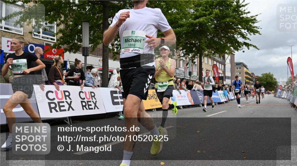 20.09.2026 - PSD Bank Halbmarathon J. Mangold http://msf.ph/oto/10520325 20.09.2026 11:52:19 Ziel 1130, 1152, 1196, 1254, 1732, 1889, 3042, 3047, 3512, 3664, 4071, 4609, 4714, 4768 meine-sportfotos.de