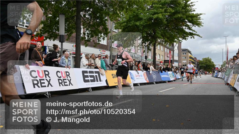 20.09.2026 - PSD Bank Halbmarathon J. Mangold http://msf.ph/oto/10520354 20.09.2026 11:52:24 Ziel 1196, 1254, 1732, 1853, 2028, 3515, 4071, 4714, 4768 meine-sportfotos.de