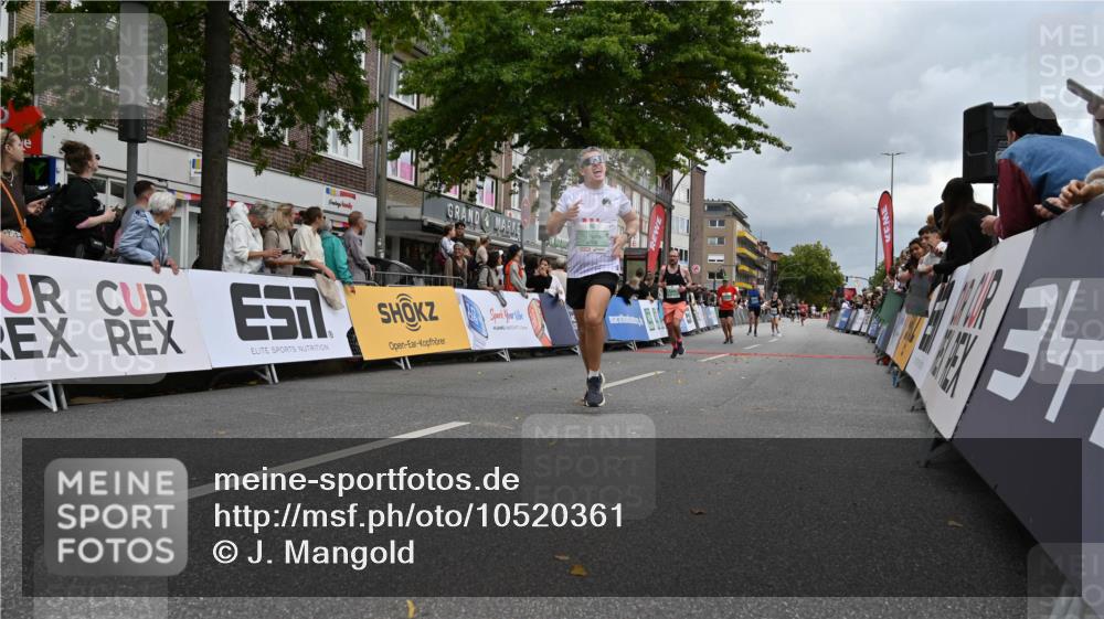 20.09.2026 - PSD Bank Halbmarathon J. Mangold http://msf.ph/oto/10520361 20.09.2026 11:52:27 Ziel 1254, 1732, 1853, 2028, 2113, 3227, 3515, 4071, 4768 meine-sportfotos.de