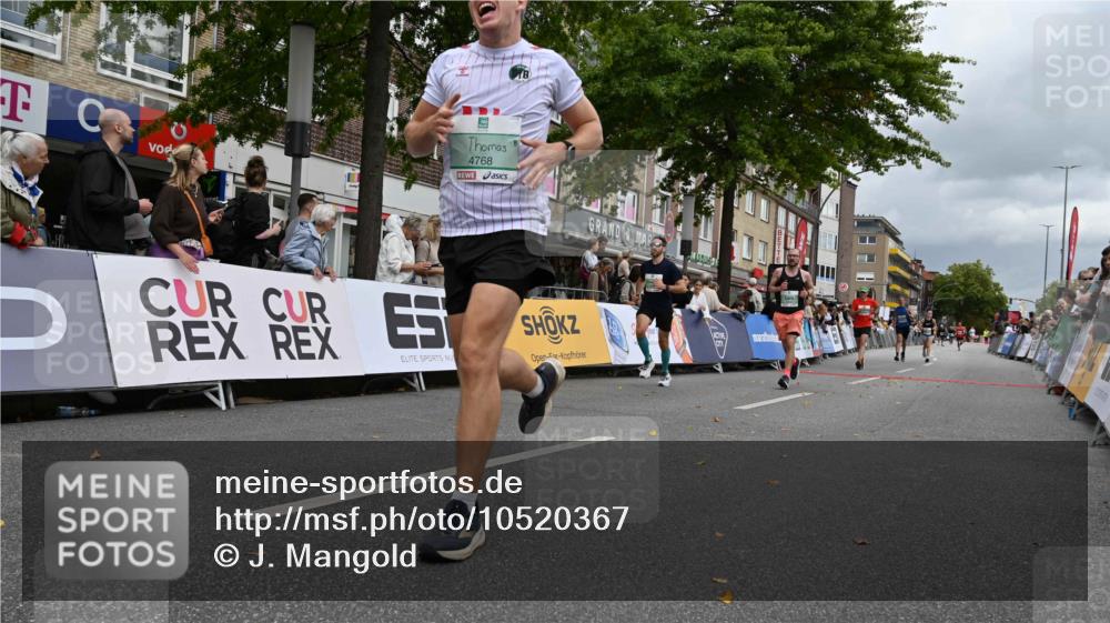 20.09.2026 - PSD Bank Halbmarathon J. Mangold http://msf.ph/oto/10520367 20.09.2026 11:52:27 Ziel 1254, 1732, 1853, 2028, 2113, 3227, 3515, 4071, 4768 meine-sportfotos.de