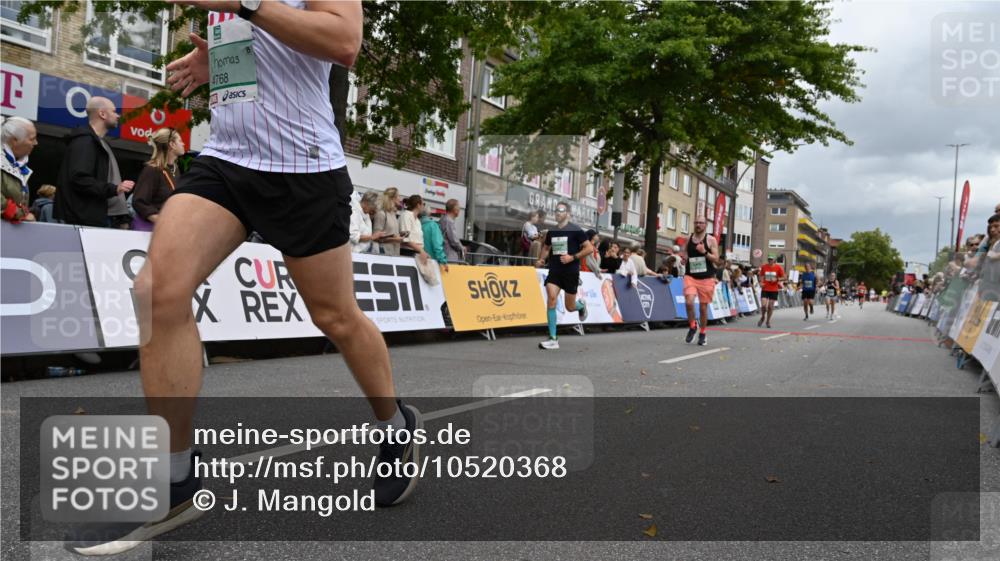 20.09.2026 - PSD Bank Halbmarathon J. Mangold http://msf.ph/oto/10520368 20.09.2026 11:52:28 Ziel 1732, 1853, 2028, 2113, 3227, 3515, 4071, 4768 meine-sportfotos.de