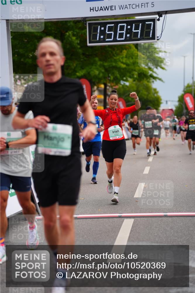 20.09.2026 - PSD Bank Halbmarathon LAZAROV Photography http://msf.ph/oto/10520369 20.09.2026 11:58:47 Ziel 1741, 1795, 1936, 1956, 2290, 3183, 3490, 4013, 4570, 4572 meine-sportfotos.de