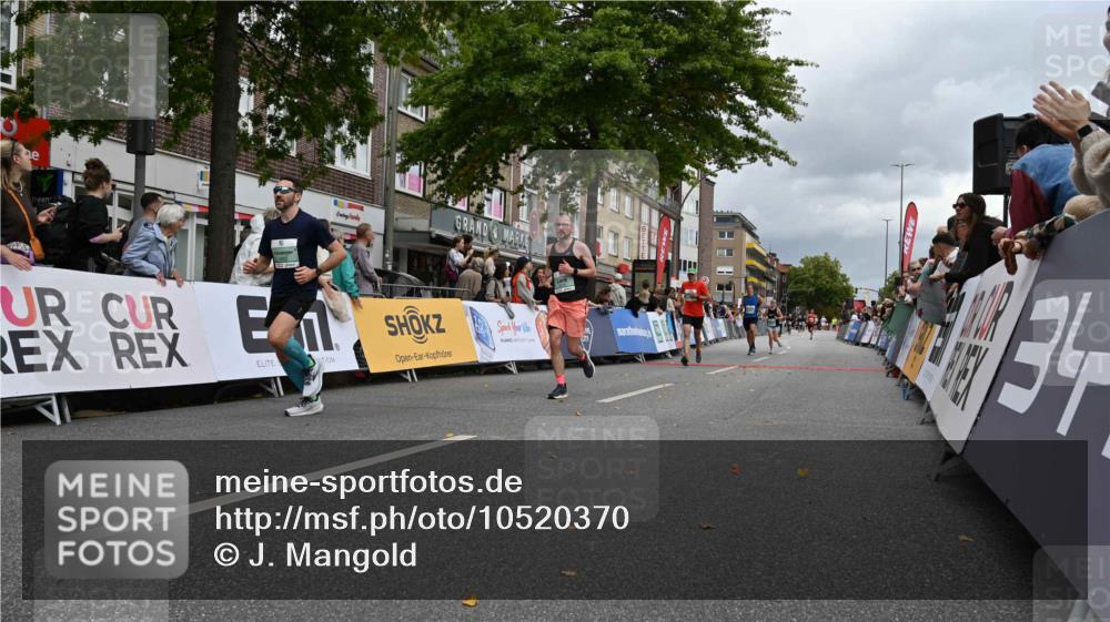 20.09.2026 - PSD Bank Halbmarathon J. Mangold http://msf.ph/oto/10520370 20.09.2026 11:52:28 Ziel 1732, 1853, 2028, 2113, 3227, 3515, 4071, 4768 meine-sportfotos.de