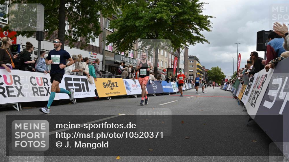 20.09.2026 - PSD Bank Halbmarathon J. Mangold http://msf.ph/oto/10520371 20.09.2026 11:52:29 Ziel 1853, 2028, 2113, 3227, 3515, 4071, 4768 meine-sportfotos.de