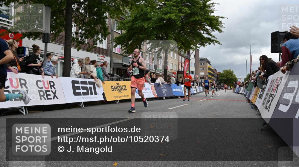 20.09.2026 - PSD Bank Halbmarathon J. Mangold http://msf.ph/oto/10520374 20.09.2026 11:52:29 Ziel 1853, 2028, 2113, 3227, 3515, 4071, 4768 meine-sportfotos.de