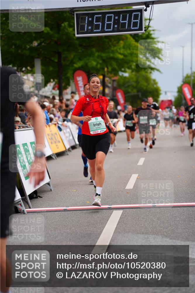 20.09.2026 - PSD Bank Halbmarathon LAZAROV Photography http://msf.ph/oto/10520380 20.09.2026 11:58:47 Ziel 1741, 1795, 1936, 1956, 2290, 3183, 3490, 4013, 4570, 4572 meine-sportfotos.de
