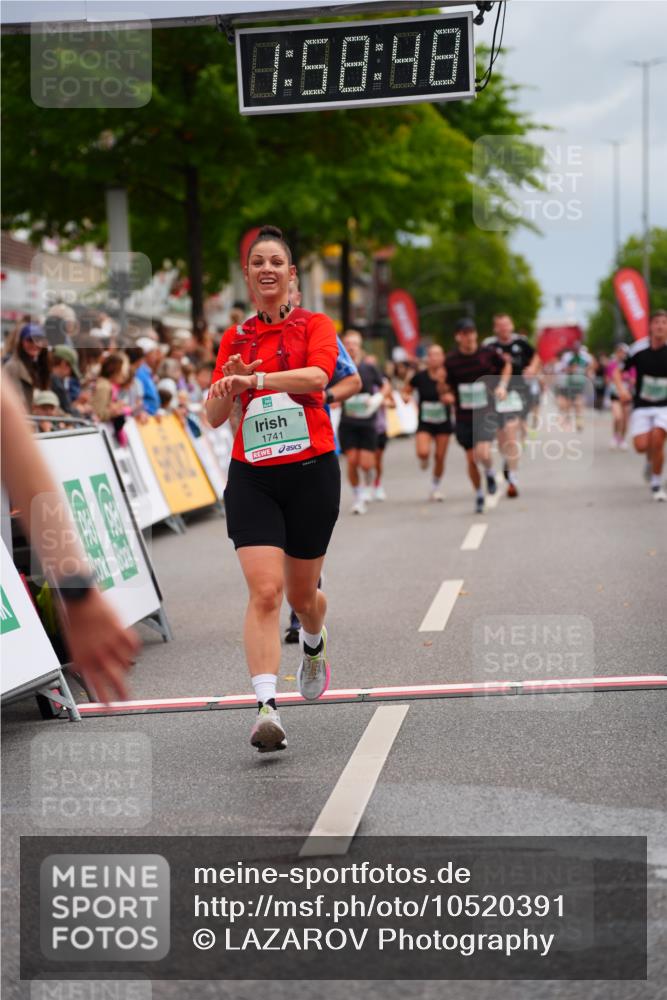 20.09.2026 - PSD Bank Halbmarathon LAZAROV Photography http://msf.ph/oto/10520391 20.09.2026 11:58:48 Ziel 1741, 1795, 1936, 1956, 2290, 3183, 3447, 3490, 4013, 4570, 4572 meine-sportfotos.de