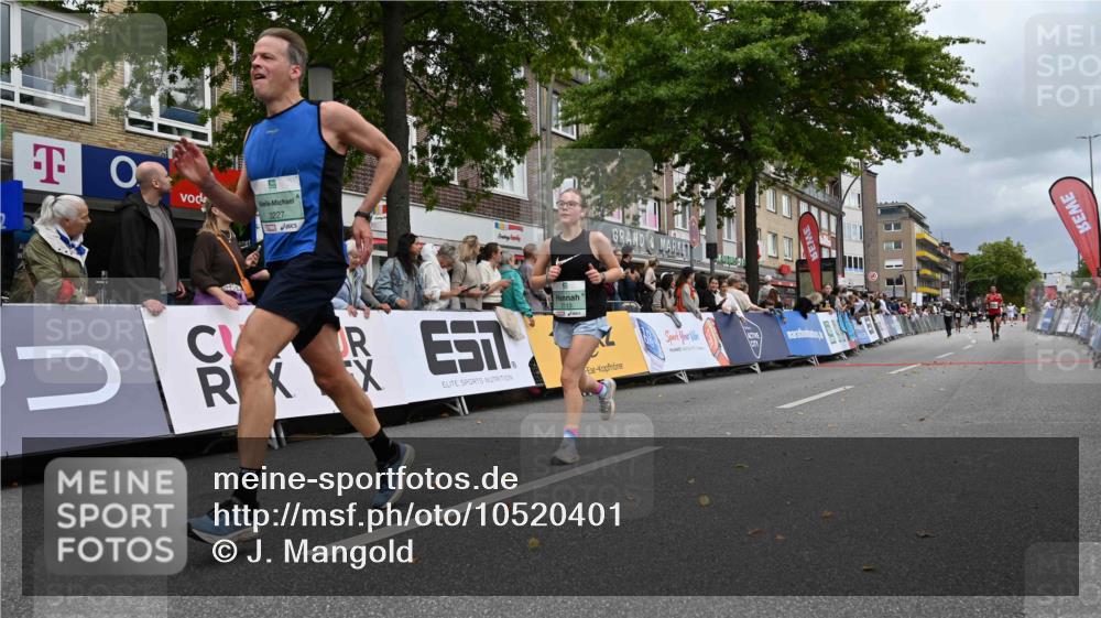 20.09.2026 - PSD Bank Halbmarathon J. Mangold http://msf.ph/oto/10520401 20.09.2026 11:52:35 Ziel 2028, 2113, 3227, 4230 meine-sportfotos.de