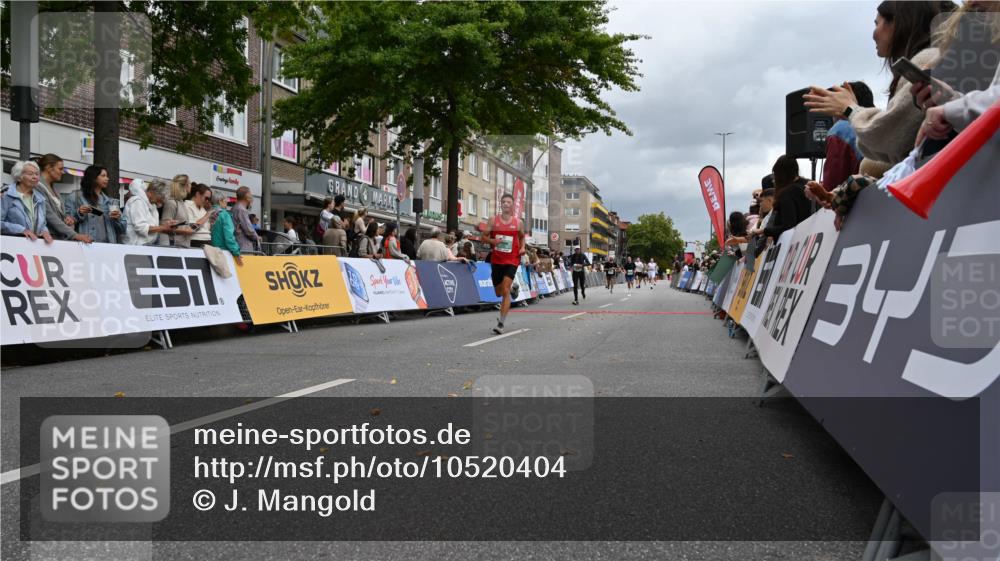 20.09.2026 - PSD Bank Halbmarathon J. Mangold http://msf.ph/oto/10520404 20.09.2026 11:52:40 Ziel 3018, 4020, 4230 meine-sportfotos.de