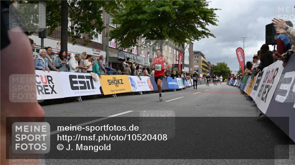 20.09.2026 - PSD Bank Halbmarathon J. Mangold http://msf.ph/oto/10520408 20.09.2026 11:52:41 Ziel 1365, 2528, 3018, 3050, 4020, 4230, 4451 meine-sportfotos.de