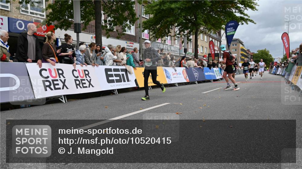20.09.2026 - PSD Bank Halbmarathon J. Mangold http://msf.ph/oto/10520415 20.09.2026 11:52:45 Ziel 1365, 2528, 3018, 3050, 3505, 4020, 4230, 4451, 4757 meine-sportfotos.de