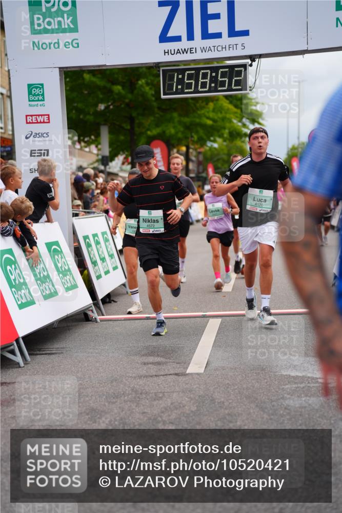 20.09.2026 - PSD Bank Halbmarathon LAZAROV Photography http://msf.ph/oto/10520421 20.09.2026 11:58:51 Ziel 1035, 1251, 1304, 1741, 1795, 1936, 2290, 3447, 3598, 4013, 4570, 4572 meine-sportfotos.de