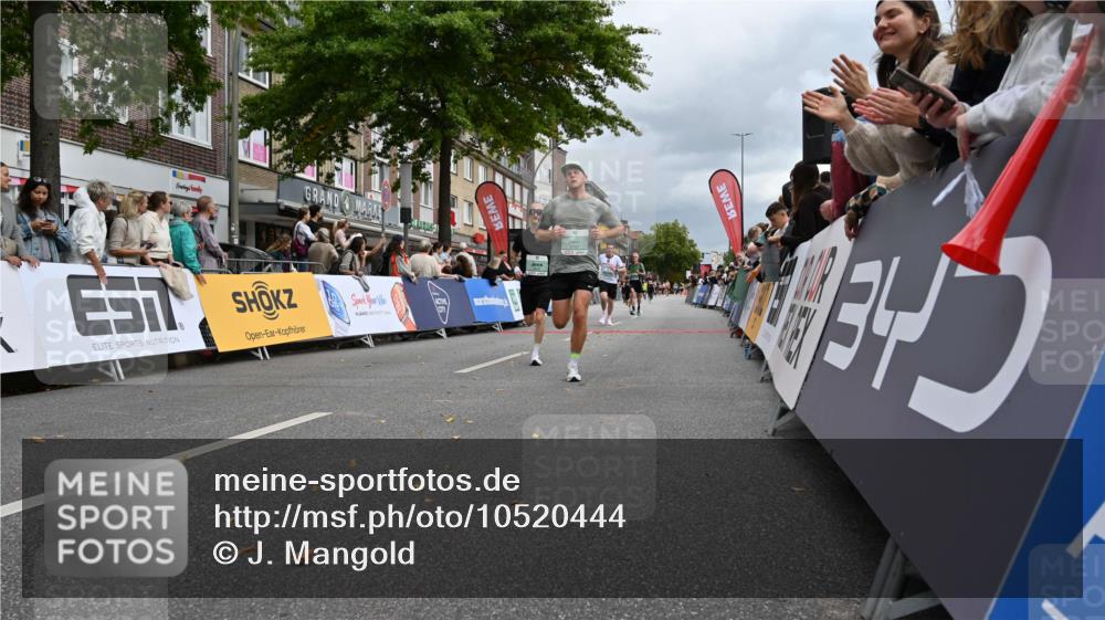 20.09.2026 - PSD Bank Halbmarathon J. Mangold http://msf.ph/oto/10520444 20.09.2026 11:52:52 Ziel 1365, 2528, 3041, 3050, 3371, 3505, 4020, 4451, 4624, 4757 meine-sportfotos.de