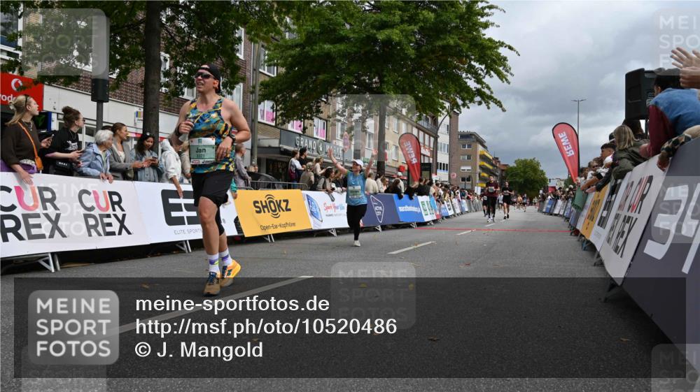 20.09.2026 - PSD Bank Halbmarathon J. Mangold http://msf.ph/oto/10520486 20.09.2026 11:53:01 Ziel 1046, 1666, 1701, 2286, 2650, 2870, 3041, 3371, 4624 meine-sportfotos.de