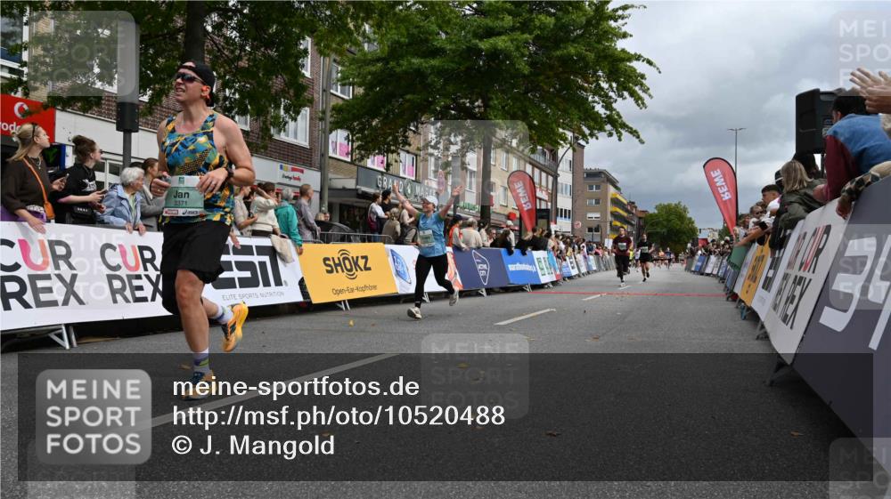 20.09.2026 - PSD Bank Halbmarathon J. Mangold http://msf.ph/oto/10520488 20.09.2026 11:53:01 Ziel 1046, 1666, 1701, 2286, 2650, 2870, 3041, 3371, 4624 meine-sportfotos.de