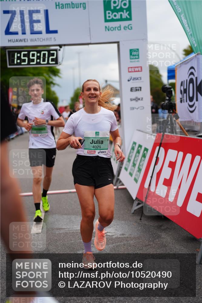 20.09.2026 - PSD Bank Halbmarathon LAZAROV Photography http://msf.ph/oto/10520490 20.09.2026 11:59:01 Ziel 1035, 1251, 1304, 1778, 2185, 3467, 3598, 3718, 3810, 3940, 4029, 4355, 4694, 4738 meine-sportfotos.de