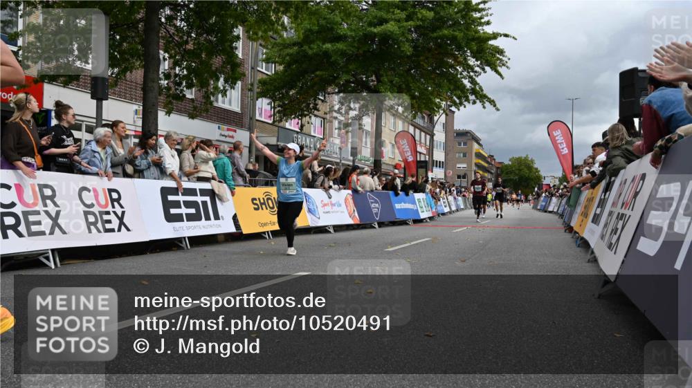 20.09.2026 - PSD Bank Halbmarathon J. Mangold http://msf.ph/oto/10520491 20.09.2026 11:53:01 Ziel 1046, 1666, 1701, 2286, 2650, 2870, 3041, 3371, 4624 meine-sportfotos.de