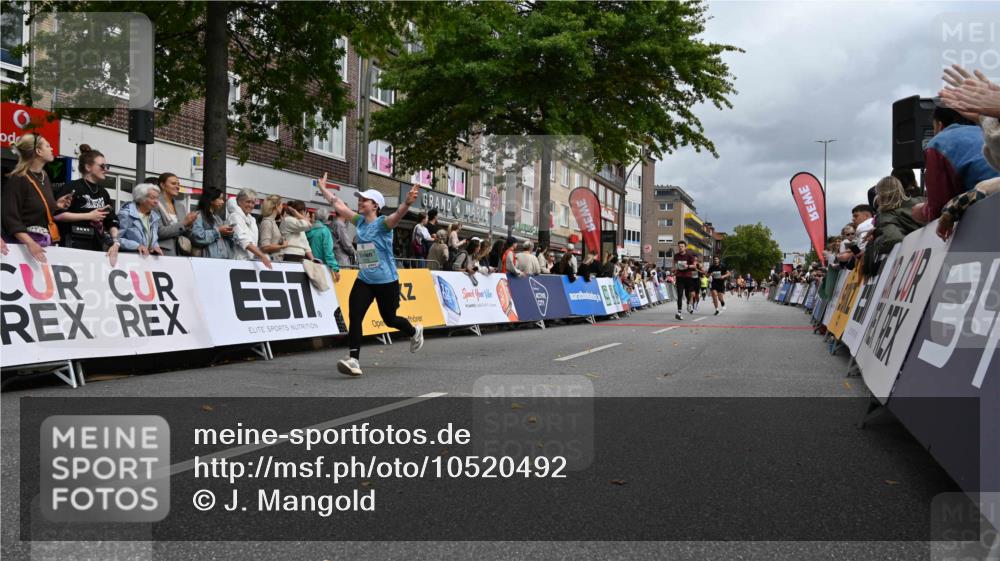 20.09.2026 - PSD Bank Halbmarathon J. Mangold http://msf.ph/oto/10520492 20.09.2026 11:53:02 Ziel 1046, 1666, 1701, 2286, 2650, 2870, 3041, 3371, 4507, 4624 meine-sportfotos.de