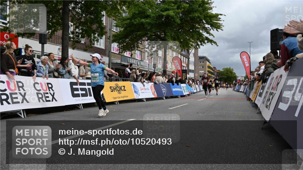 20.09.2026 - PSD Bank Halbmarathon J. Mangold http://msf.ph/oto/10520493 20.09.2026 11:53:02 Ziel 1046, 1666, 1701, 2286, 2650, 2870, 3041, 3371, 4507, 4624 meine-sportfotos.de